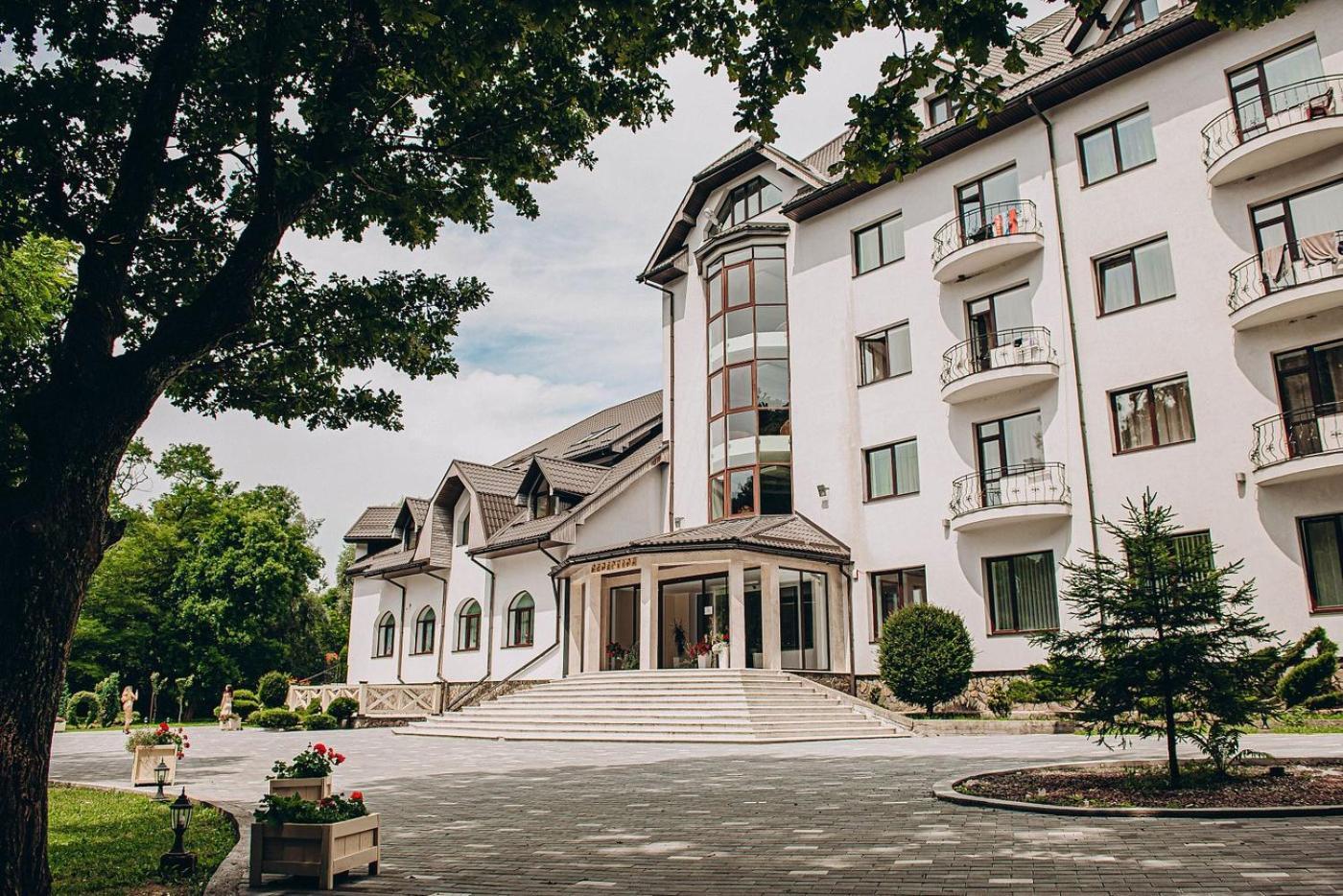 Hotel Solotvyno Resort Eksteriør bilde